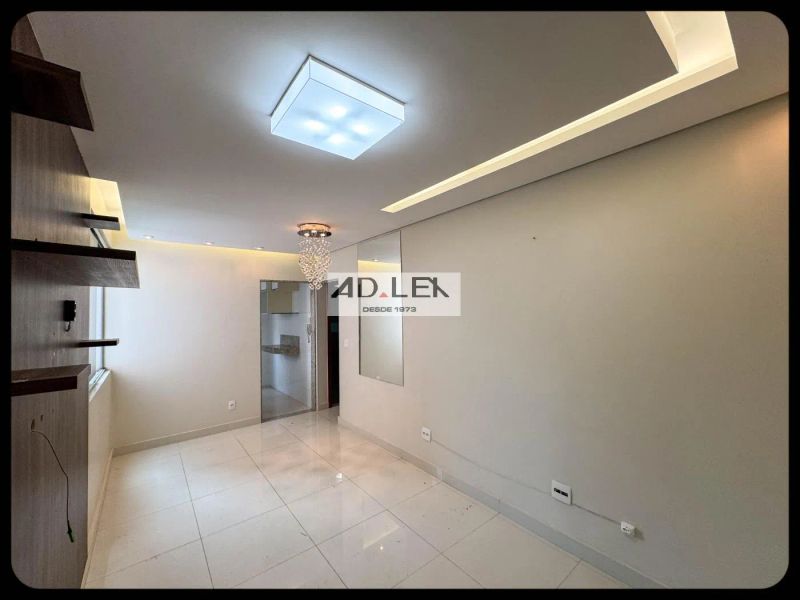 Apartamento com 2 quartos — Sagrada Família, Belo Horizonte