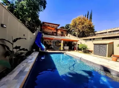 Casa com 3 Quartos à venda, 471m² no Sumaré, São Paulo