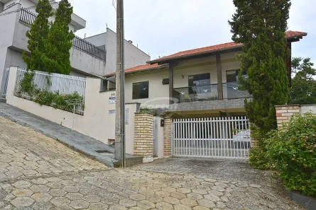 Casa com 4 Quartos à venda, 235m² no Itoupava Norte, Blumenau