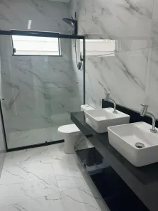 Casa de Condomínio com 3 Quartos para alugar, 145m² no Ponta Negra, Manaus