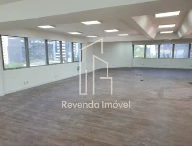 Sala Comercial à venda, 205m² no Cidade Monções, São Paulo