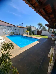 Casa com 3 Quartos à venda, 272m² no Jardim Clarissa, Goiânia