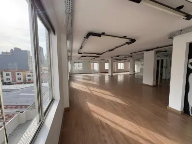 Sala Comercial para alugar, 170m² no Centro, Curitiba