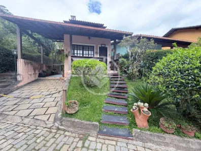 Casa de Condomínio com 3 Quartos à venda, 150m² no Pimenteiras, Teresópolis