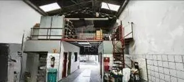 Galpão/Depósito/Armazém à venda, 345m² no Vila Assunção, Santo André