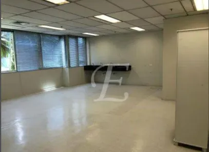 Sala Comercial para alugar, 457m² no Vila Cordeiro, São Paulo