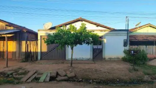 Casa com 3 Quartos à venda, 101m² no Bragantino, São Domingos do Araguaia