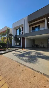 Casa com 3 Quartos à venda, 256m² no Condomínio Parque dos Cisnes, Goiânia