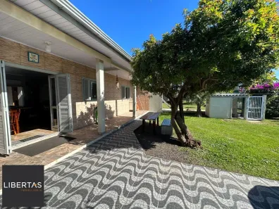 Casa com 4 Quartos à venda, 130m² no Balneário Pinhal, Balneário Pinhal