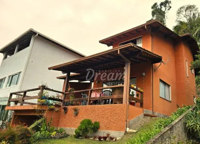 Casa de Condomínio com 2 Quartos à venda, 151m² no Vargem Grande, Teresópolis