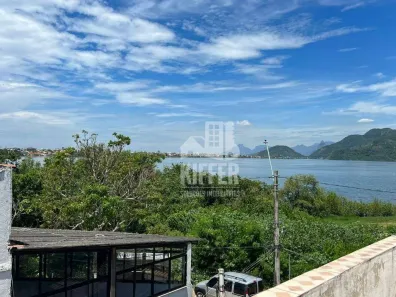 Casa com 3 Quartos à venda, 160m² no Piratininga, Niterói