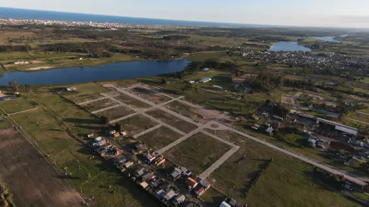 Lote/Terreno à venda, 300m² no Lagoa de Fora, Balneário Gaivota