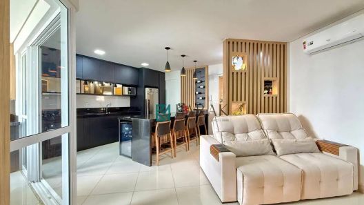 Apartamento com 2 Quartos à venda, 73m² no Zona 07, Maringá