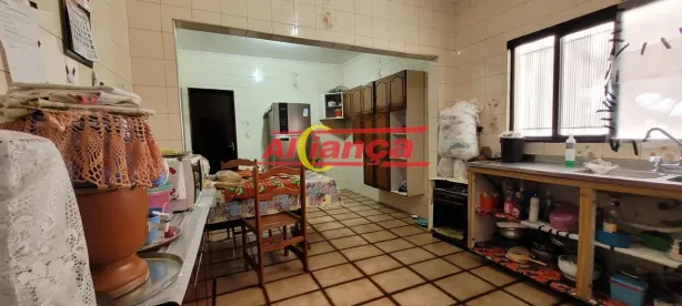Sobrado com 4 Quartos à venda, 290m² no Vila Barros, Guarulhos