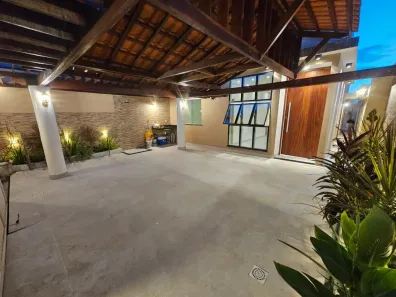 Casa com 3 Quartos à venda, 150m² no Lagoa Redonda, Fortaleza