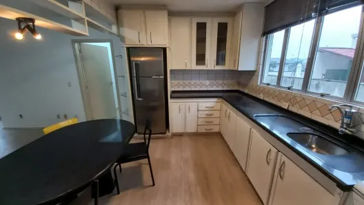 Apartamento com 2 Quartos para alugar, 80m² no Abraão, Florianópolis