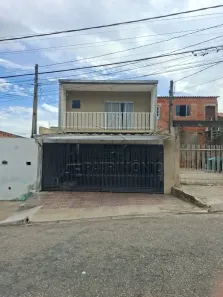Sobrado com 3 Quartos à venda, 165m² no Jardim Santa Lúcia, Sorocaba