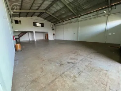 Galpão/Depósito/Armazém para alugar, 370m² no Antares, Londrina