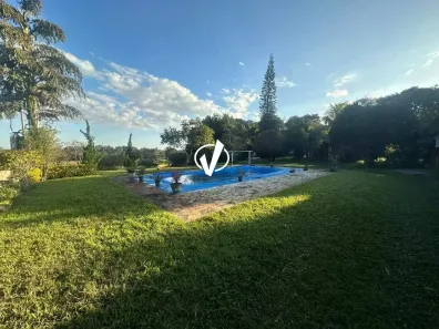 Fazenda/Sítio com 3 Quartos à venda, 550m² no Bom Sucesso, Pindamonhangaba