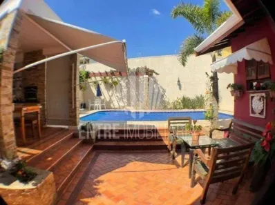 Sobrado com 4 Quartos à venda, 262m² no Jardim São Carlos, Campinas
