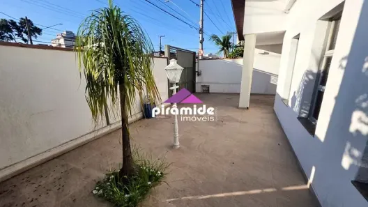 Casa com 4 Quartos à venda, 161m² no Jardim Liberdade, Jacareí