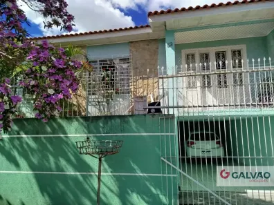 Casa com 4 Quartos para alugar, 160m² no Tarumã, Curitiba