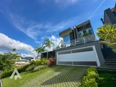 Casa com 3 Quartos à venda, 460m² no Itoupava Central, Blumenau