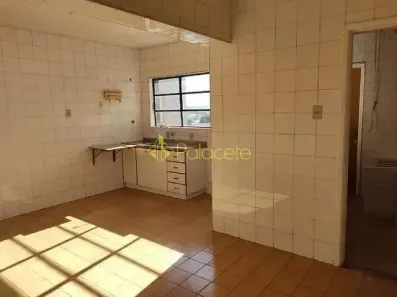 Apartamento com 4 Quartos à venda, 115m² no Centro, Guaratinguetá