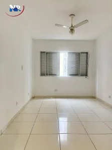 Kitnet para alugar, 30m² no Gonzaga, Santos