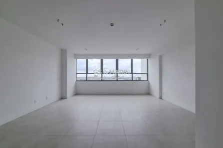 Sala Comercial para alugar, 38m² no Bela Suiça, Londrina