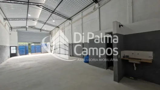 Galpão/Depósito/Armazém para venda ou aluguel, 200m² no Vila Brasilina, São Paulo