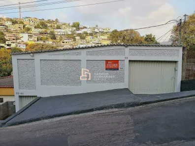Casa com 2 Quartos para alugar, 70m² no Déa Marly, Ibirité