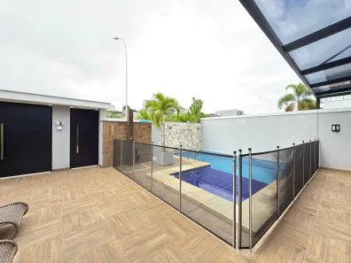 Casa de Condomínio com 4 Quartos à venda, 360m² no Camorim, Rio de Janeiro