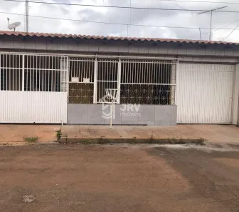 Casa com 3 Quartos para alugar, 242m² no Valparaiso II, Valparaíso de Goiás