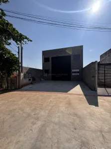 Prédio Comercial para alugar, 143m² no Jardim São Francisco, Maringá