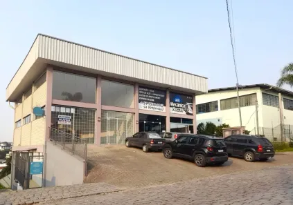 Sala Comercial para alugar, 150m² no De Lazzer, Caxias do Sul