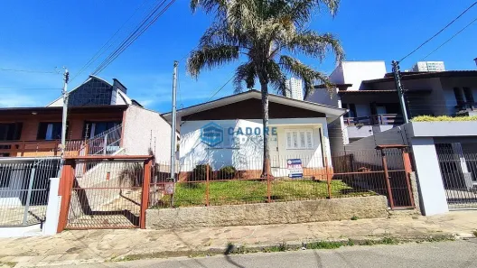 Casa com 3 Quartos para alugar, 120m² no Universitário, Caxias do Sul