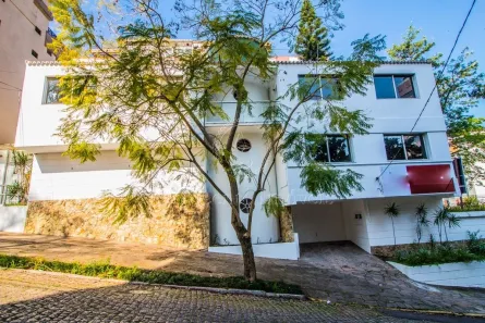 Imóvel Comercial para alugar, 460m² no Auxiliadora, Porto Alegre