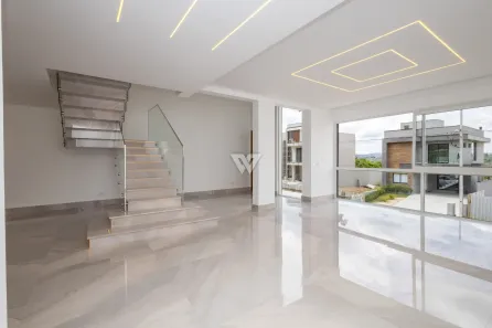 Casa de Condomínio com 3 Quartos à venda, 350m² no Santa Cândida, Curitiba