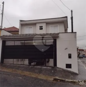 Sobrado com 2 Quartos à venda, 70m² no Vila Nivi, São Paulo