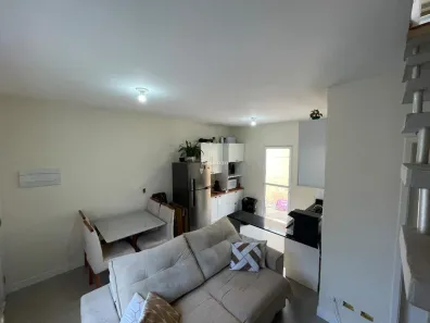 Casa de Condomínio com 2 Quartos para venda ou aluguel, 50m² no Chácara Ondas Verdes, Cotia