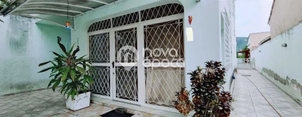 Casa com 5 Quartos à venda, 246m² no Grajaú, Rio de Janeiro