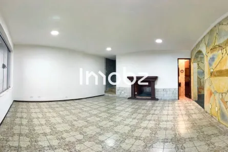 Casa com 3 Quartos à venda, 228m² no Jardim Monte Kemel, São Paulo