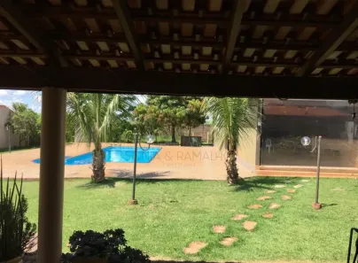 Fazenda/Sítio com 3 Quartos à venda, 520m² no , Brodowski