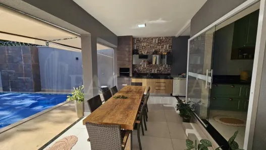 Casa com 3 Quartos à venda, 200m² no Jardim Guanabara, Goiânia