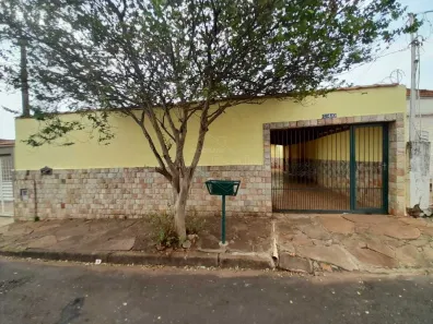 Casa com 4 Quartos à venda, 252m² no Jardim Morumbi, Araraquara