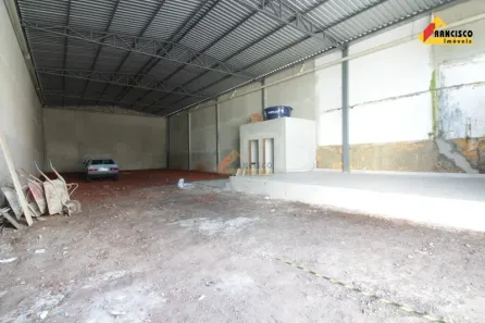 Galpão/Depósito/Armazém para alugar, 360m² no Santo Antônio dos Campos, Divinópolis