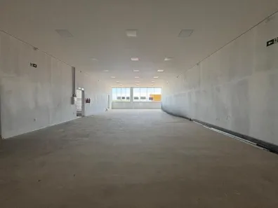 Ponto Comercial para alugar, 238m² no Morada do Sol, Americana