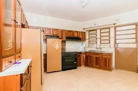 Casa com 4 Quartos à venda, 250m² no Passo das Pedras, Porto Alegre