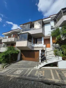 Casa de Condomínio com 3 Quartos à venda, 229m² no Cristal, Porto Alegre